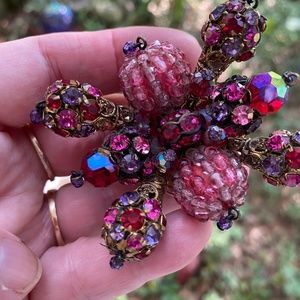 Beautiful Vintage Rare ALICE CABINESS Signed Raspberry Brooch